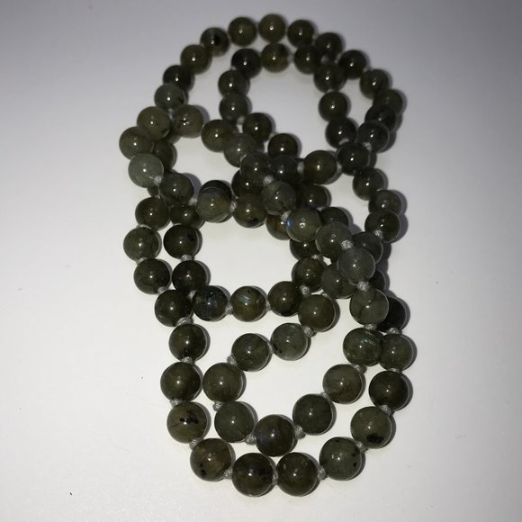 32" Labradorite And Silk Necklace - Picture 5 of 7